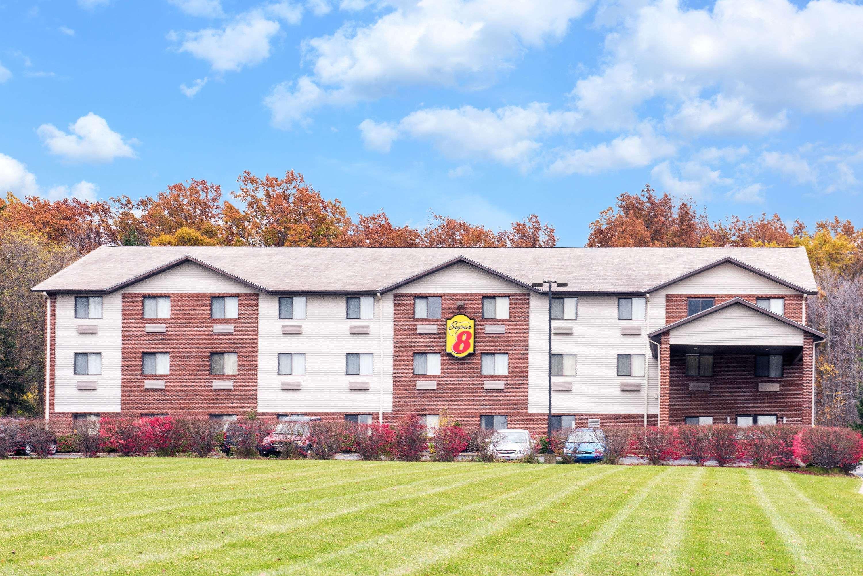 Hotel Super 8 By Wyndham Richfield Cleveland Zewnętrze zdjęcie