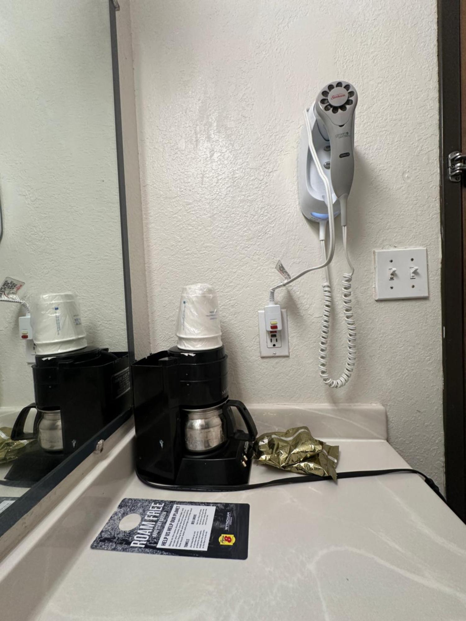 Hotel Super 8 By Wyndham Richfield Cleveland Zewnętrze zdjęcie